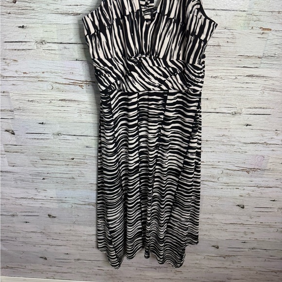 Donna Ricco Y2K halter zebra print dress size 14 NWT - Picture 2 of 6